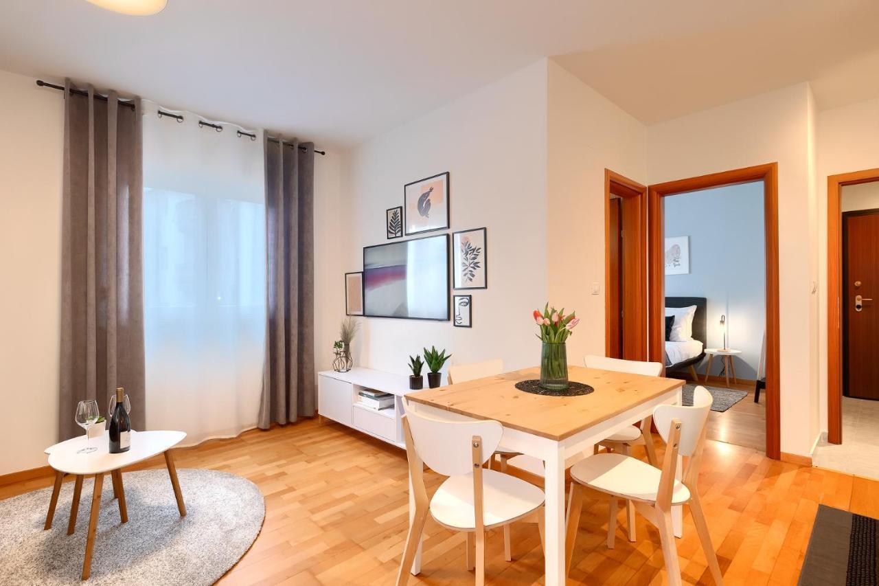 רוביני Apartment N&N מראה חיצוני תמונה
